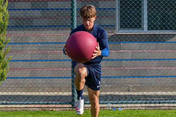 altinordunun yeni gozdesi ege 876f3f0