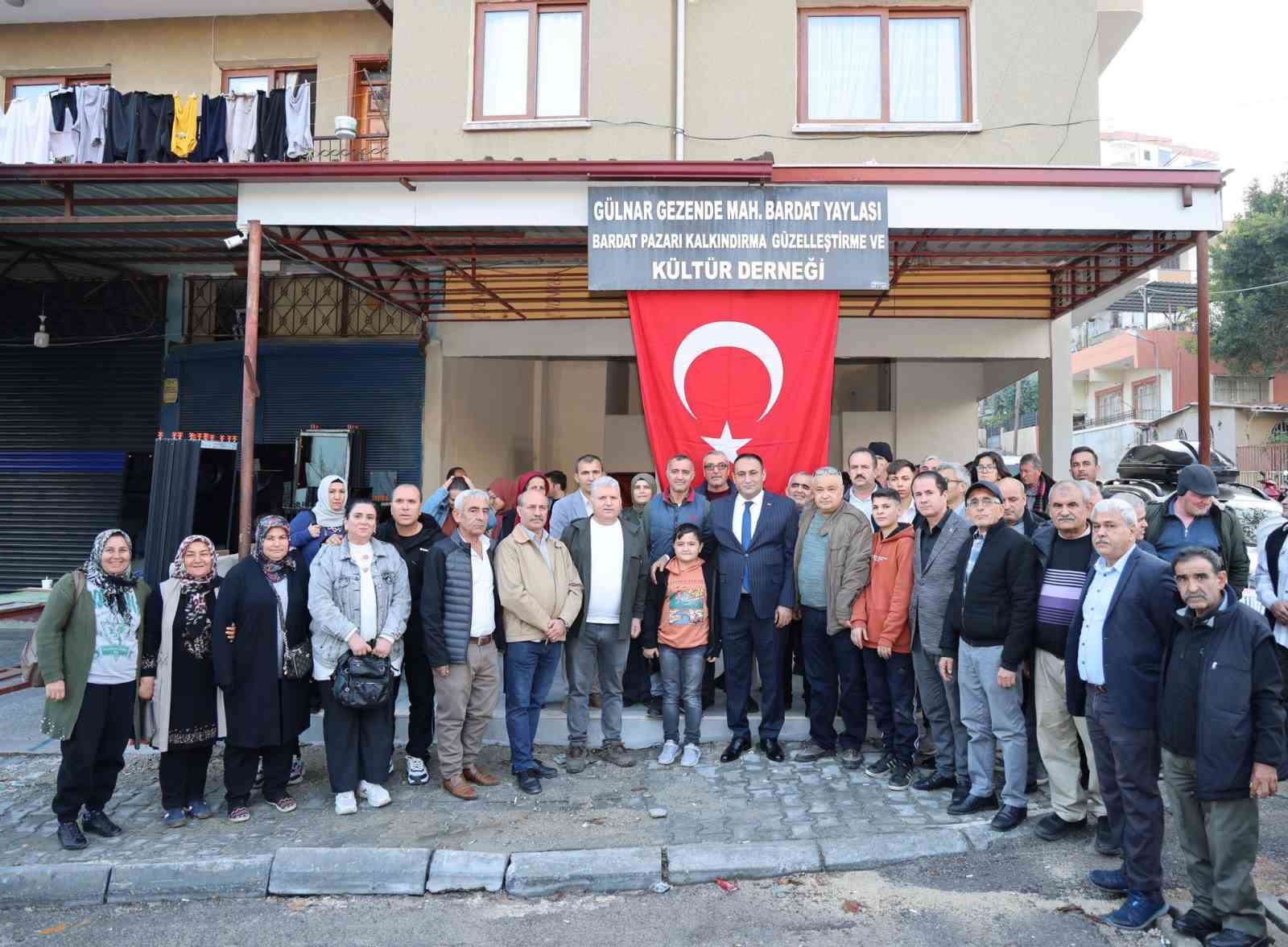 Başkan Yılmaz, Gezendelilerle buluştu Başkan Yılmaz, Gezendelilerle buluştu