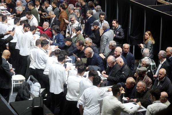 besiktas kulubu yeni baskanini seciyor fotograflar 928fa4d