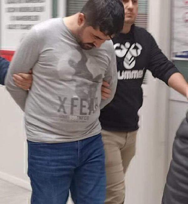 Nazım Özgün ERBULAN/İZMİT (Kocaeli), (DHA)- KOCAELİ’nin Başiskele ilçesinde boşanma aşamasındaki