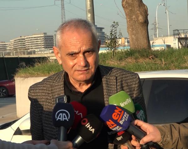 Hasan BOZBEY / BURSA,(DHA)- Bursaspor Başkanı Recep Günay, olaylı geçen