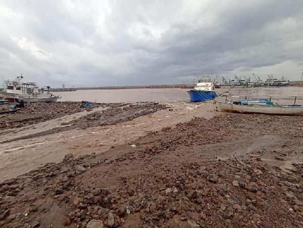 Çanakkale'de sağanak; dereler taştı, ekipler teyakkuzda (2)