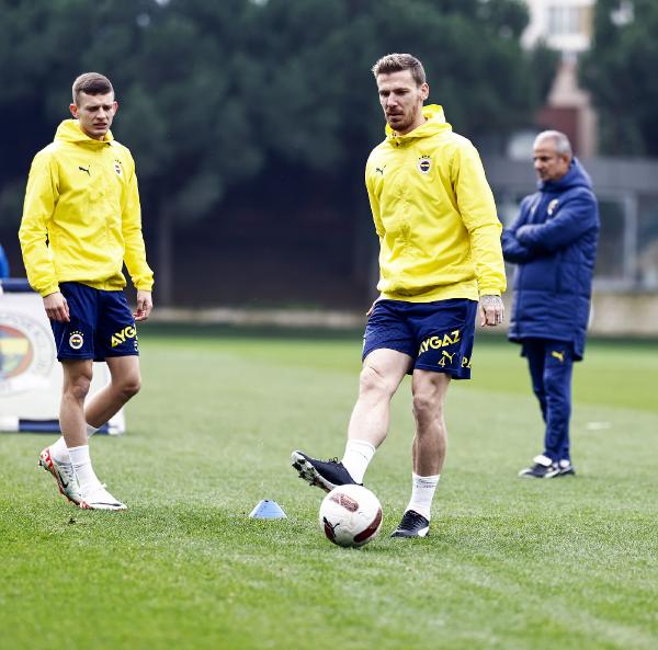 İSTANBUL, (DHA) – Fenerbahçe, Süper Lig’in 15’inci haftasında Beşiktaş ile