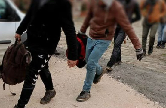Kahramanmaraş’ta 4 düzensiz göçmen yakalandı