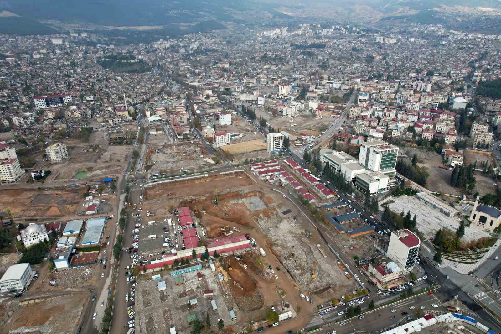 Kahramanmaraş’ta 26 bin 47 ağır hasarlı bina yıkıldı