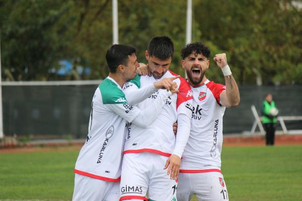 İZMİR, (DHA) TFF 3’üncü Lig 2’nci Grup’ta Recep Umut yönetiminde