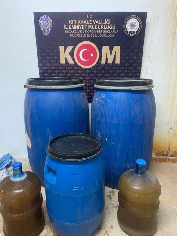 Kırıkkale'de 580 litre sahte içki ele geçirildi