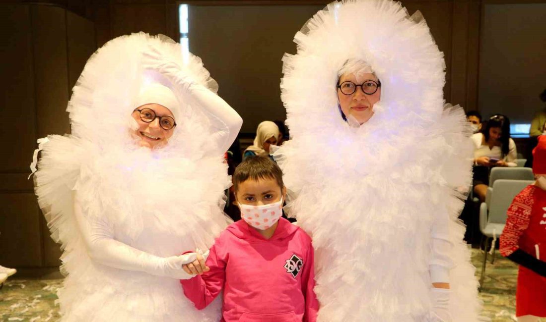 ADANA’DA LÖSEMİ HASTASI 10 YAŞINDAKİ NİSAN, HİÇ KAR GÖRMEDİĞİNİ DOKTORUNA