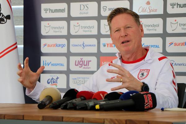 Gökhan İÇKİLLİ/SAMSUN, (DHA)- SAMSUNSPOR Teknik Direktörü Markus Gisdol, en önemli