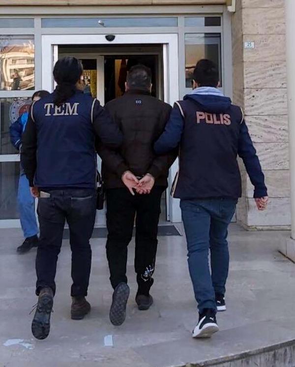 Muğla'da terör propagandasına 2 gözaltı