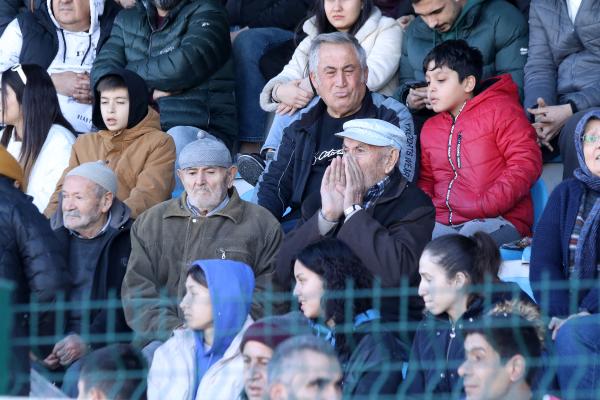 ozel makusporun en yasli taraftarlari omrumuz yettikce statta olacagiz 1a19e9e