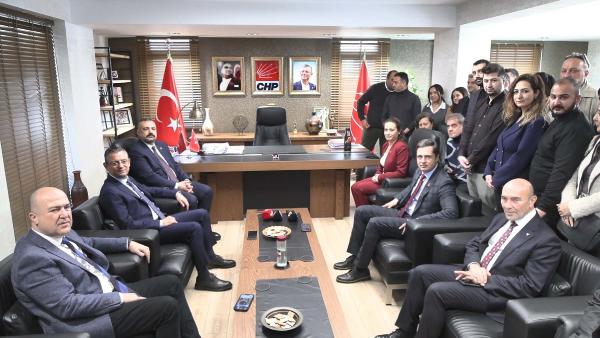 Özgür Özel, Menemen'de Kubilay Anması'na katıldı (2)
