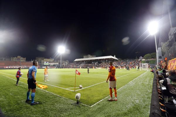 İLGİNİZİ ÇEKEBİLİR: Denizcilerden Başkan Seçer’e plaket Bursaspor taraftarından yönetime: İstifanız