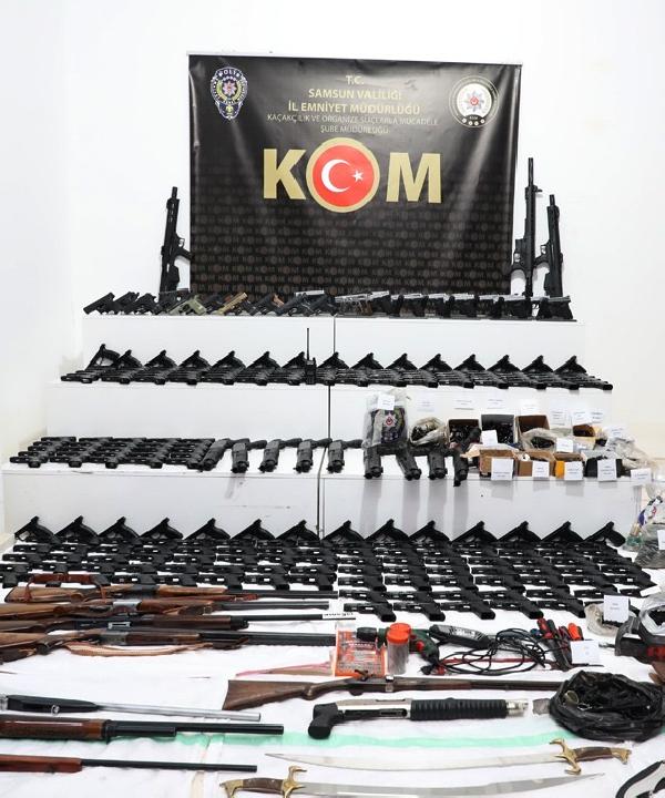 Samsun merkezli 3 ilde 'Kafes Operasyonu'; 4 gözaltı