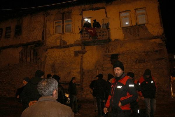 ANKARA, (DHA) – IRAK’ın kuzeyinde teröristlerin saldırısında şehit olan Piyade Sözleşmeli Er Yasin Karaca’nın Tokat’taki baba