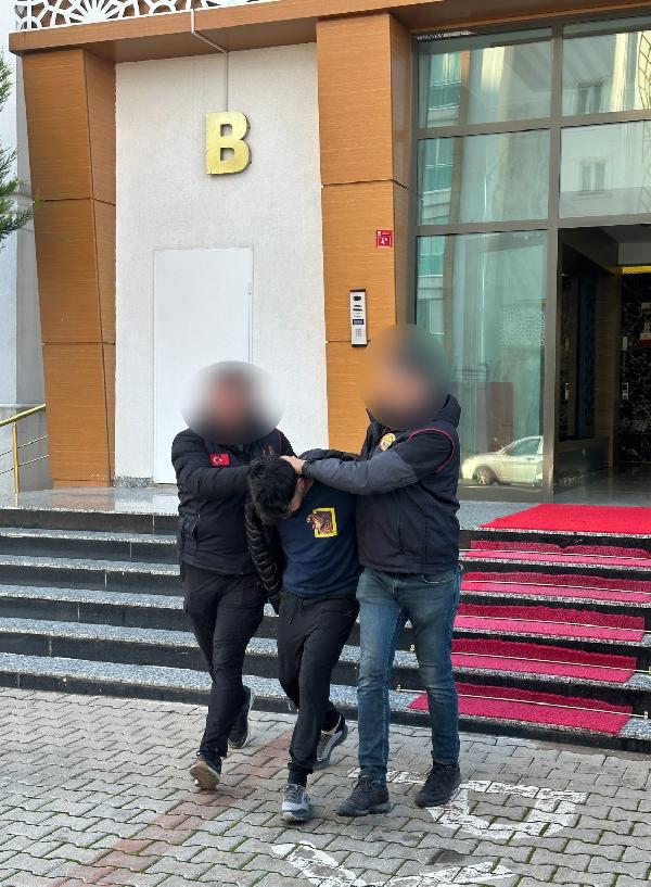 Şehitlere, milli değerlere ve Cumhurbaşkanı'na hakaretten tutuklandı