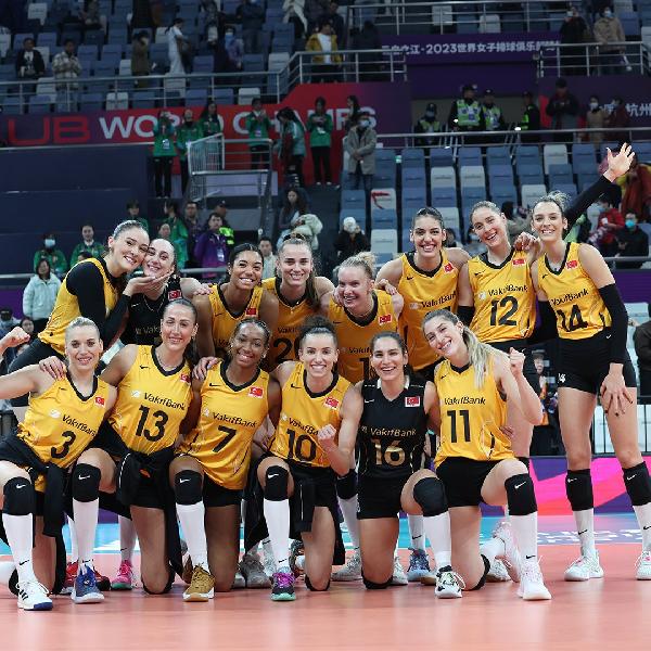 voleybolda turk derbisi eczacibasi dynavit vakifbank 655c3fc