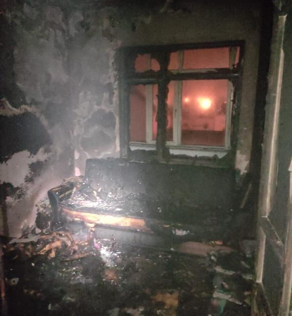 Yalnız yaşadığı evde çıkan yangında öldü Hatice DAĞLI/ BANDIRMA, (Balıkesir), (DHA)- BALIKESİR’in Bandırma ilçesinde bir evde