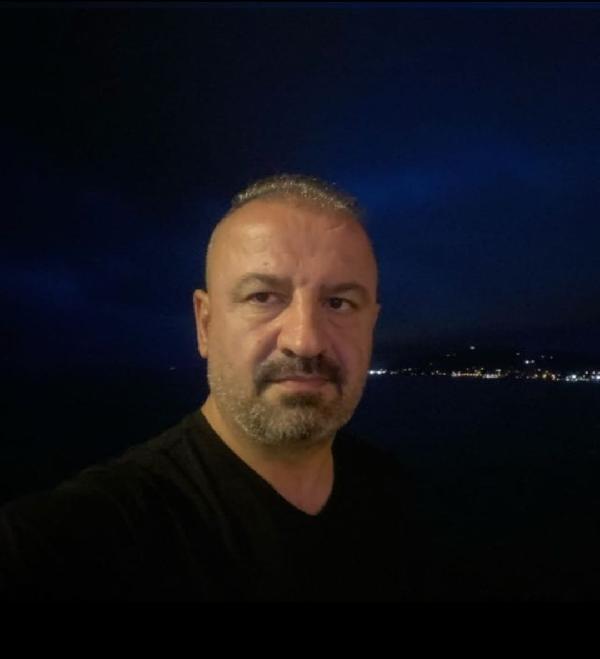 yasi kucuk 2 cocugun kaldigi tespit edilen yurtta sube mudurune yumruklu saldiri 1111d2d