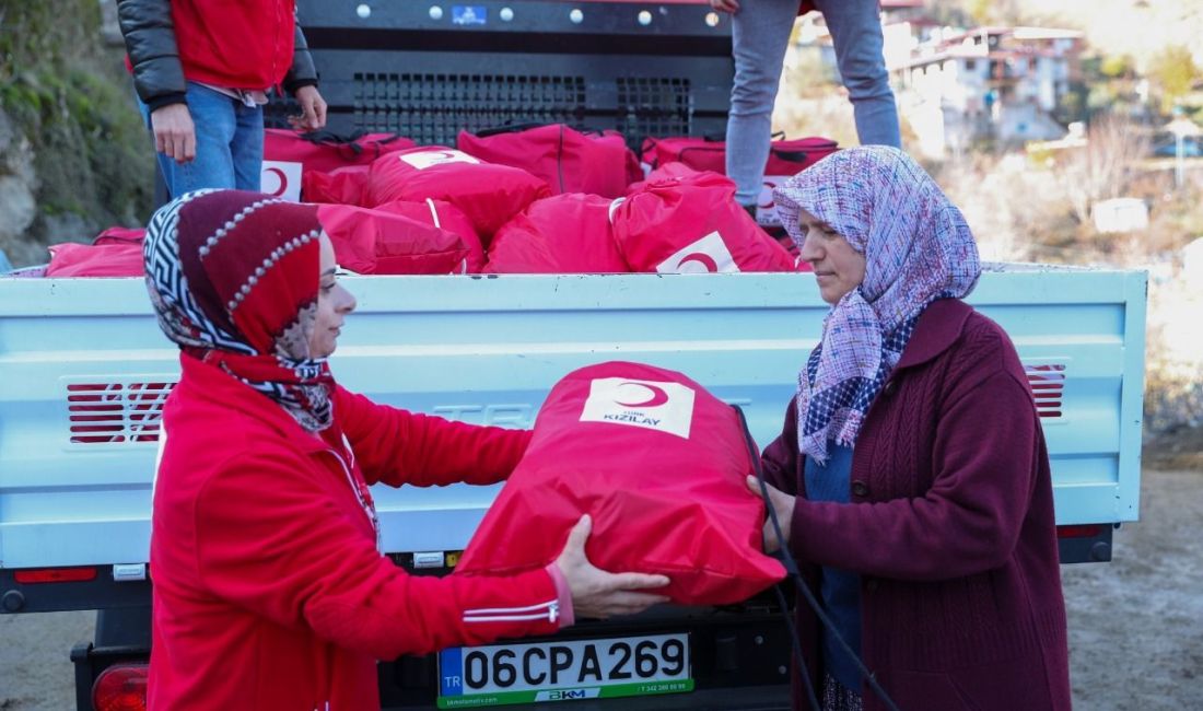 Kahramanmaraş depremlerinin ardından yardım çalışmalarıyla afetzedelere destek olan Kızılay, mevsim