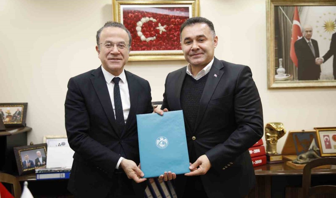 ALANYA BELEDİYE BAŞKANI ADEM MURAT YÜCEL, ALANYA ÜNİVERSİTESİ REKTÖRÜ PROF.