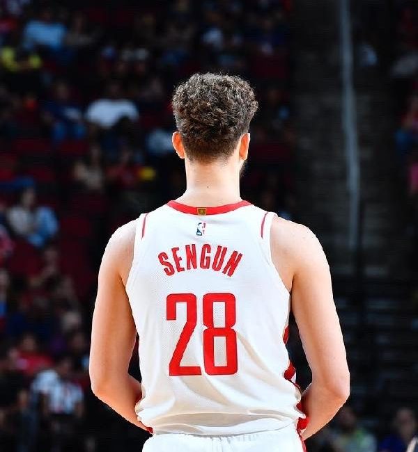 Sacit GÖNCÜ / İSTANBUL, (DHA)- Amerikan Basketbol Ligi’nde (NBA) Houston