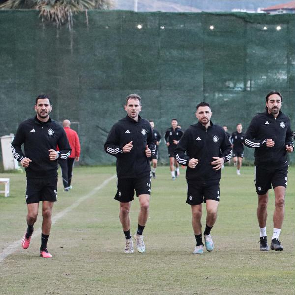 Altay'da futbolcular yine idmana çıkmıyor