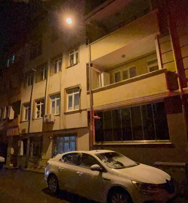 Yavuz YILMAZ/İNEGÖL (Bursa), (DHA)- BURSA’nın İnegöl ilçesinde, üzeri karla kaplanan