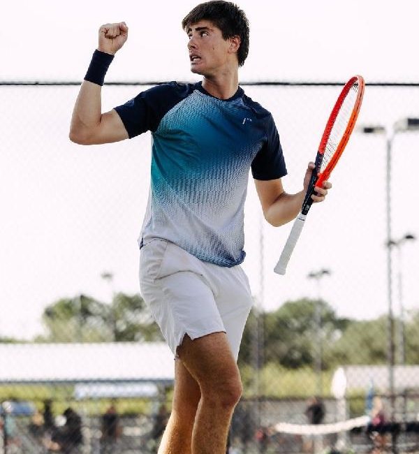 İSTANBUL, (DHA) Senenin ilk Grand Slam turnuvası Avustralya Açık’ın gençler