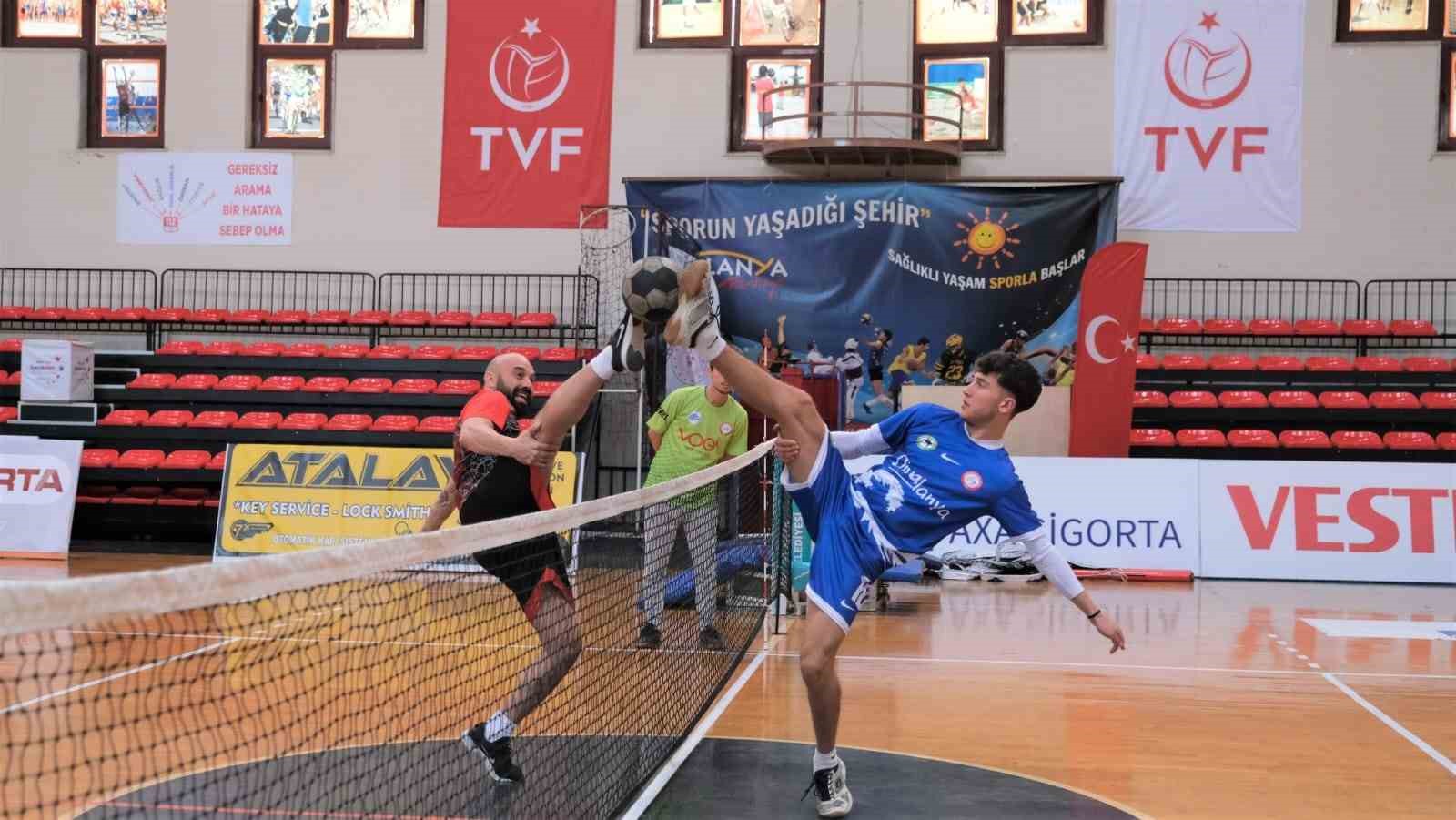 ayak tenisi egitim gelisim semineri ve 2024 gelisim turnuvasi yapildi 0e59856