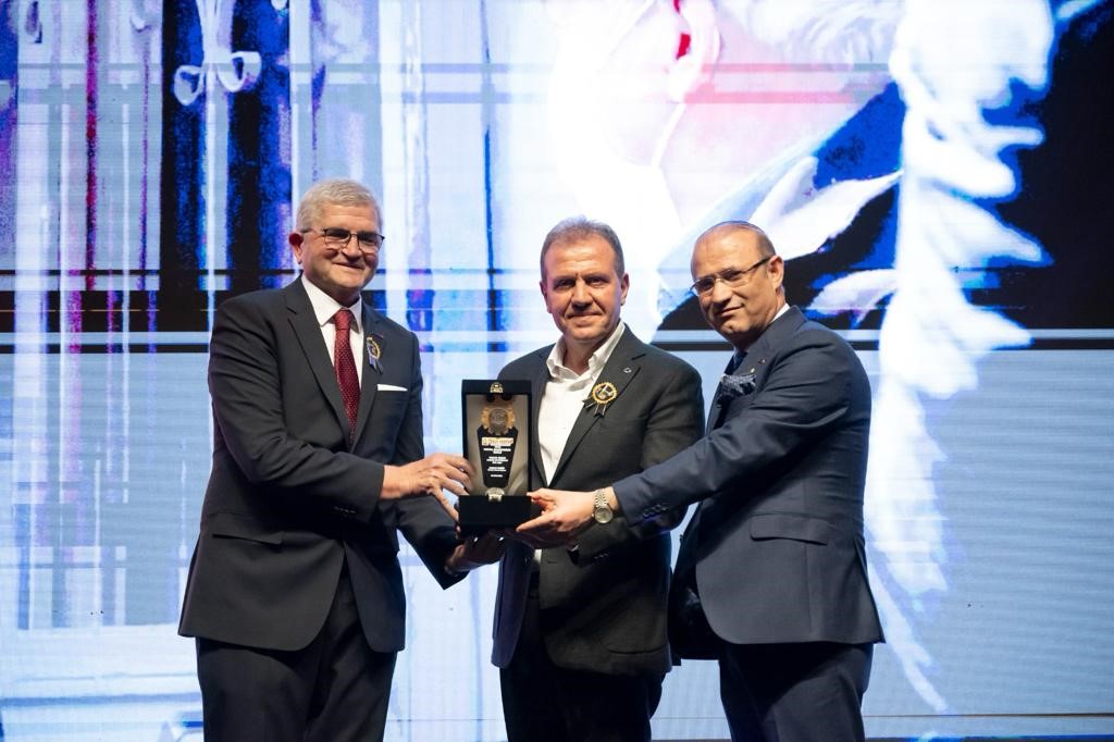 baskan secer vizyonlu is insanlarinin uluslararasi piyasalarda rekabet ettigi bir ulke olmak zorundayiz 21b2c69