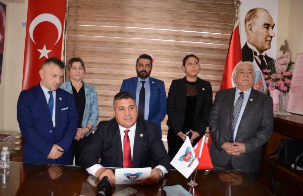Başkan Teoman Mutlu: Türkiye attığı diplomatik adımlarda dikkatli olmalı