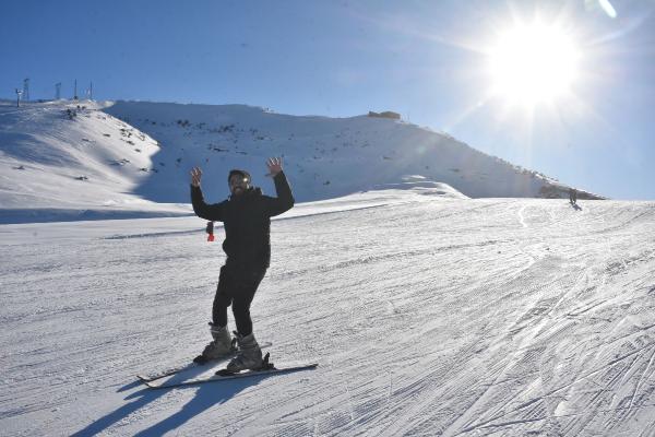 Bitlis'te kayak sezonu açıldı