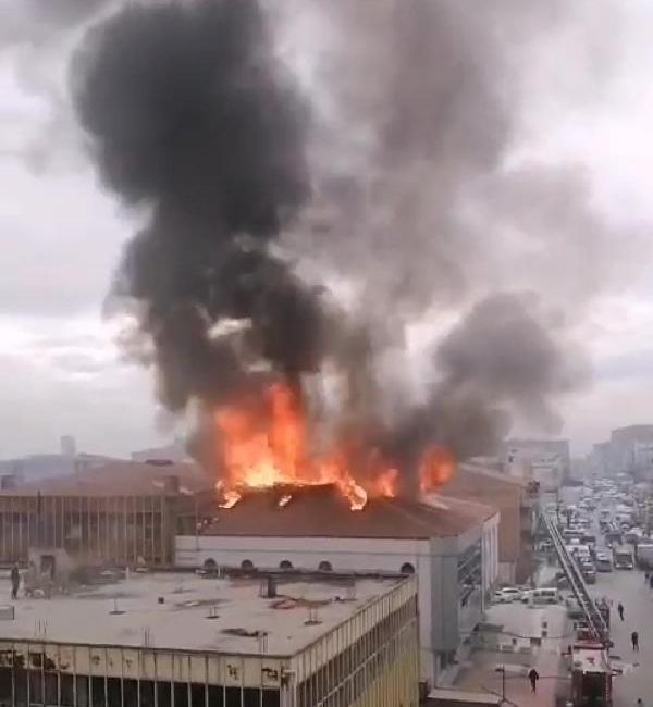 Umutcan ÖREN-Muhammet BAYRAM/ANKARA, (DHA)- ANKARA’nın Altındağ ilçesinde boya atölyesinde başlayıp,