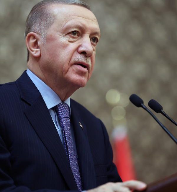 ‘İRAN’LA YENİ SINIR KAPILARI AÇILMASI KONUSU GÜNDEMİMİZDEDİR’ Cumhurbaşkanı Recep Tayyip