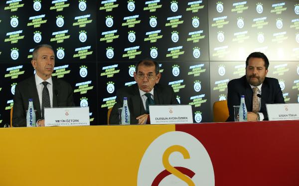 Dursun Özbek: Algılarla Galatasaray camiasını etkilemeye çalışıyorlar 1 dursun ozbek algilarla galatasaray camiasini etkilemeye calisiyorlar b5c6e93