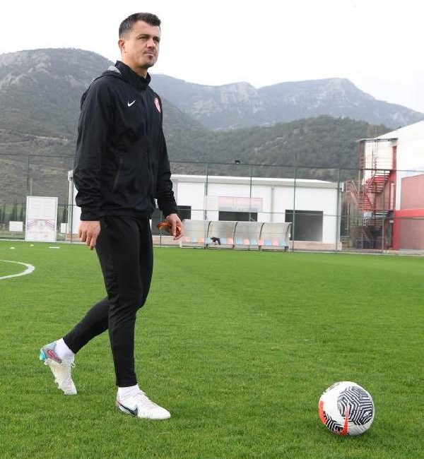 U16 Milli Takım Teknik Direktörü Orhan Şam: Genç Milli Takımlar