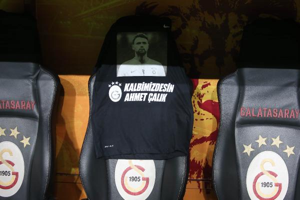 İLGİNİZİ ÇEKEBİLİR: Sabri Gülel’e Kulüpler Birliği’nde önemli görev Antalya’da ailesinden