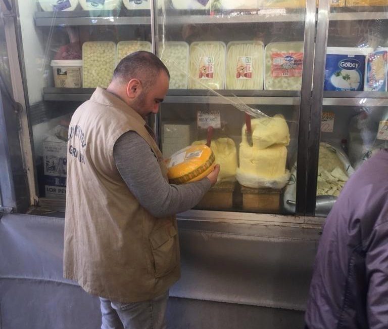 GIDA İŞLETMELERİ VE PAZARYERLERİ DENETLENDİ