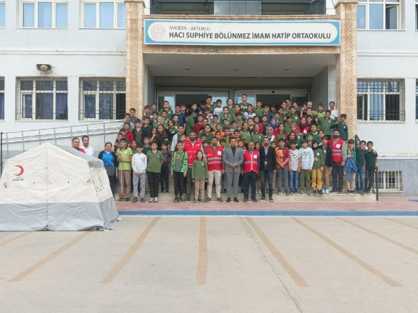 Salih KESKİN/MARDİN, (DHA)- MARDİN’de bir hakimin, öğretmen eşiyle tartışan 3