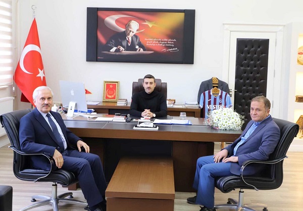 Başkan Doğan’dan Kaymakam Ayaz’a ziyaret