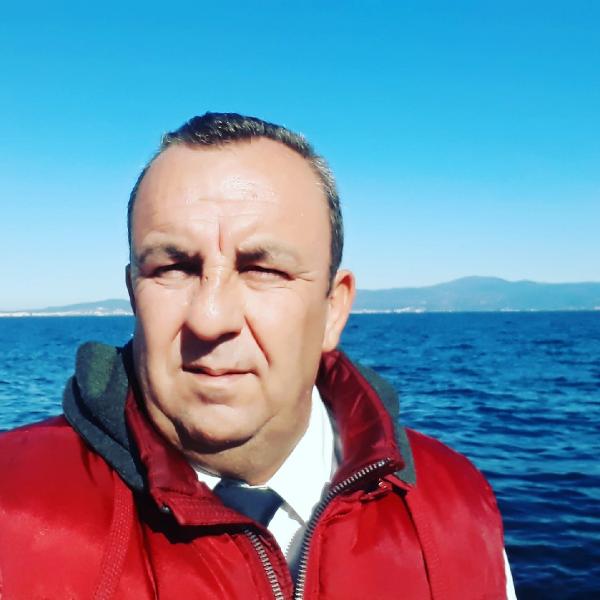 İLGİNİZİ ÇEKEBİLİR: Çiftlik kahyası, yaşadığı barakada ölü bulundu Polis memuru