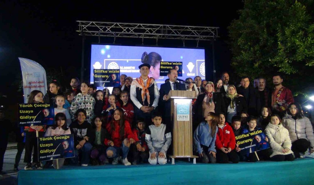 İLK TÜRK ASTRONOT ALPER GEZERAVCI, MEMLEKETİ SİLİFKE’DE UZAYA DUALARLA FIRLATILDI