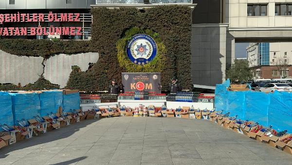 Derya EVREN KORKMAZ/İSTANBUL, (DHA)- BAŞAKŞEHİR ve Bayrampaşa’da yapılan operasyonlarda, 10