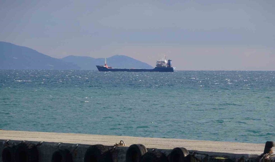 ANTALYA’NIN ALANYA İLÇESİ AÇIKLARINA MALTA BANDIRALI ‘SEVVAL’ İSİMLİ KURU YÜK