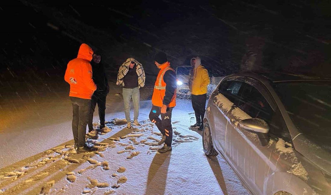 MERSİN’İN YÜKSEK KESİMLERİNDE ETKİLİ OLAN KAR YAĞIŞLARI DOLAYISIYLA, MERSİN BÜYÜKŞEHİR
