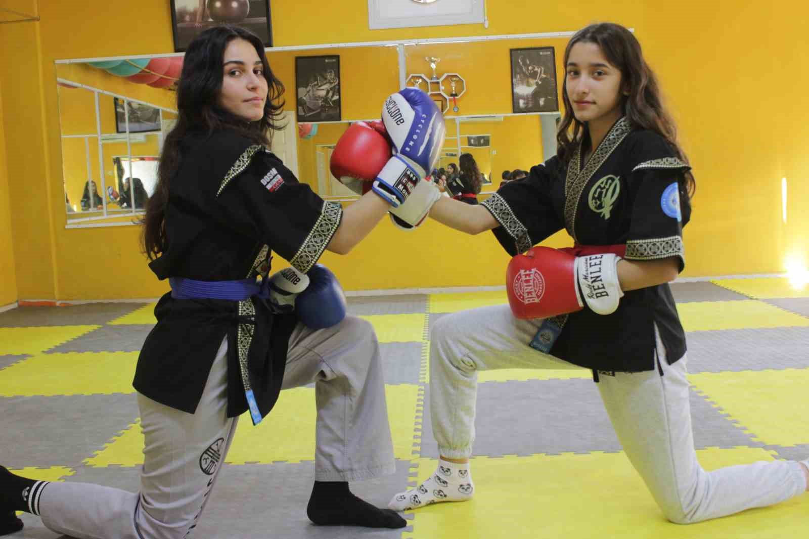 on yargiyi yikan genc sporcular kizlar yapamaz diyenlerin lafini hice sayarak dunya sampiyonu oldular 70efcfa