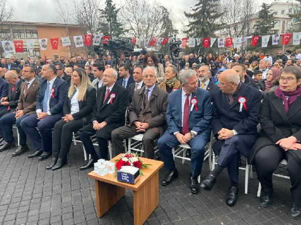 Tuğba SIR/ANKARA, (DHA)- CHP Genel Başkanı Özgür Özel, tarihi Abidin