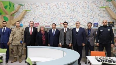 Pazarcık İlçesinde Kaymakam Mumammed Kaya’nın katılımıyla TSKB 100. Yıl Cumhuriyet