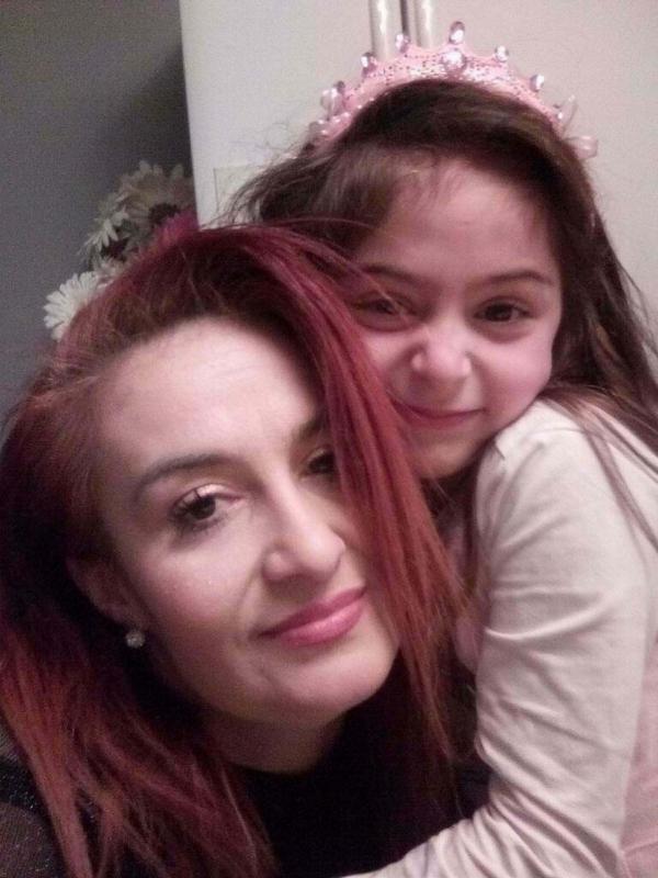 Restoranda yemek sonrası ölen Ece'nin annesi: Kanseri yendim, 649 gündür otopsi raporu çıkmadı